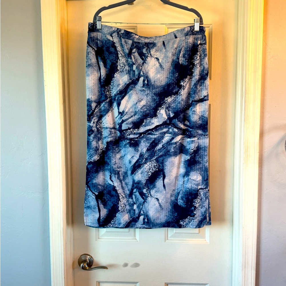 NWOT Lularoe Violet Midi Skirt